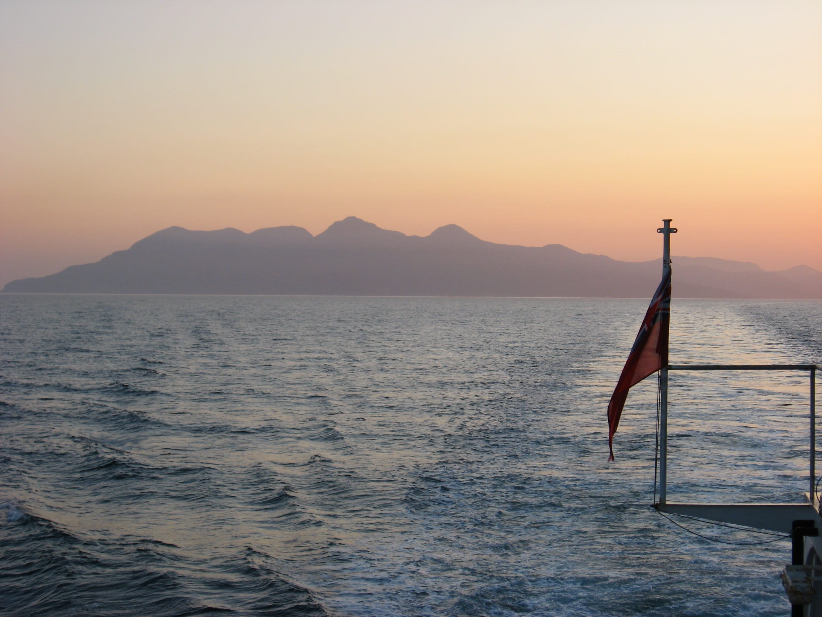 SUNSET FAREWELL: Rum Cuillin
