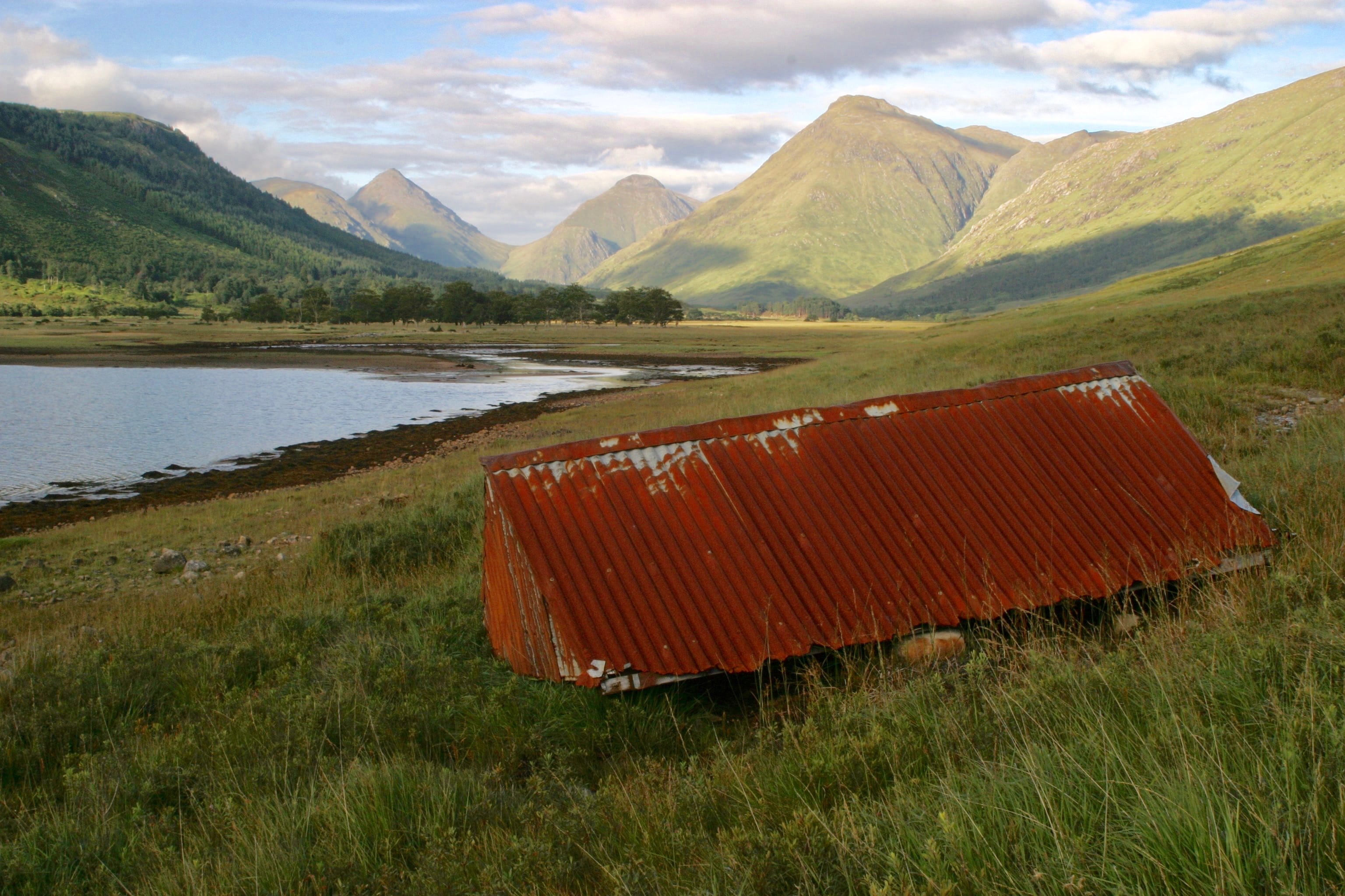 LOCH OPTION: Head of the glen